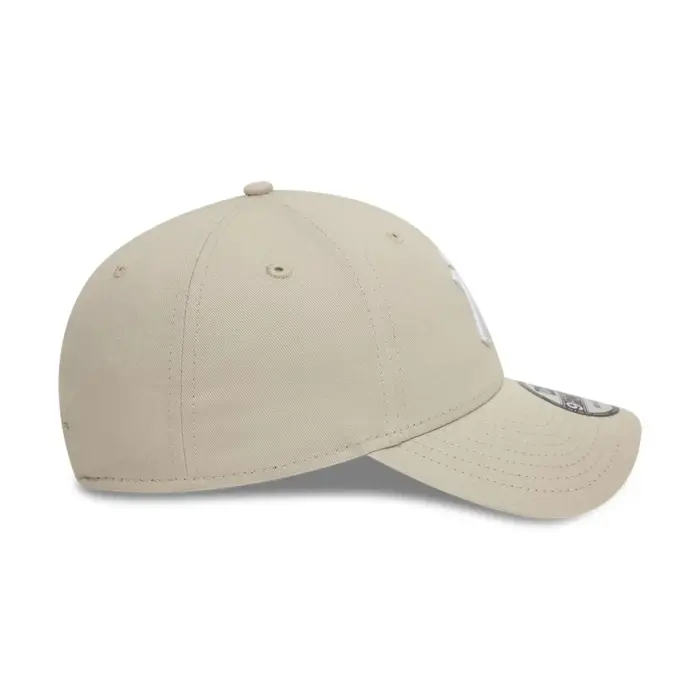 Šiltovka NEW ERA krémová NEW ERA CAP 940 MLB NEYYAN 60471459 STN/WHITE