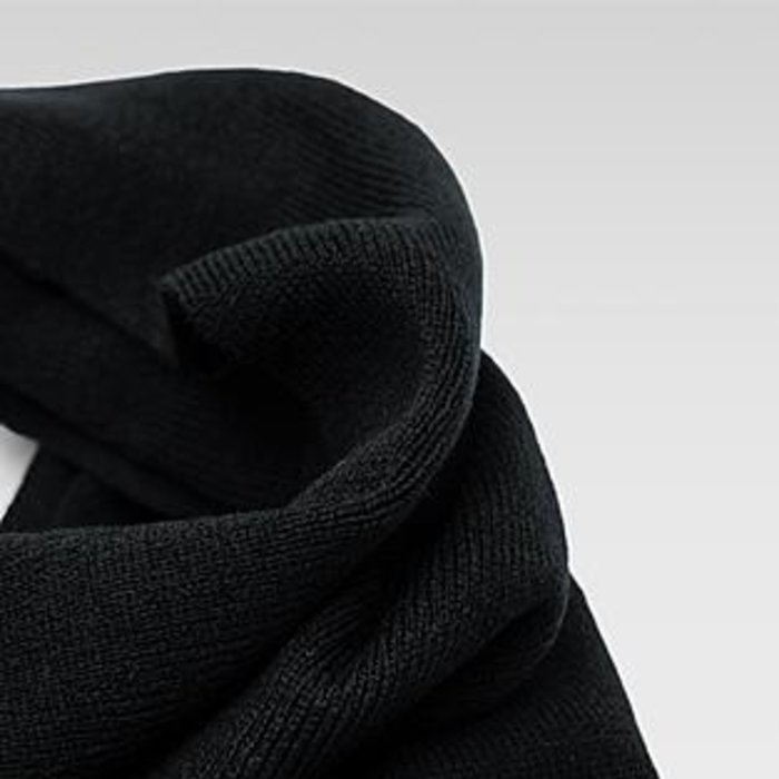 Šál CHAMPION čierny Scarf 804918 KK001 NBK