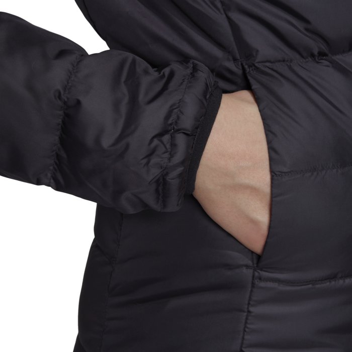 Zimná bunda adidas čierna W ESS DOWN PAR GH4590
