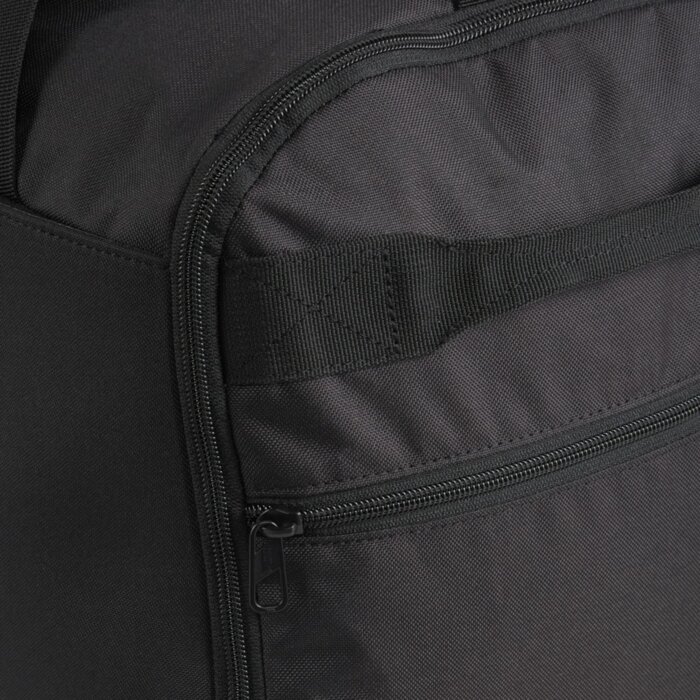 Taška PUMA čierna PUMA BUZZ Medium Sports Bag 091443 01