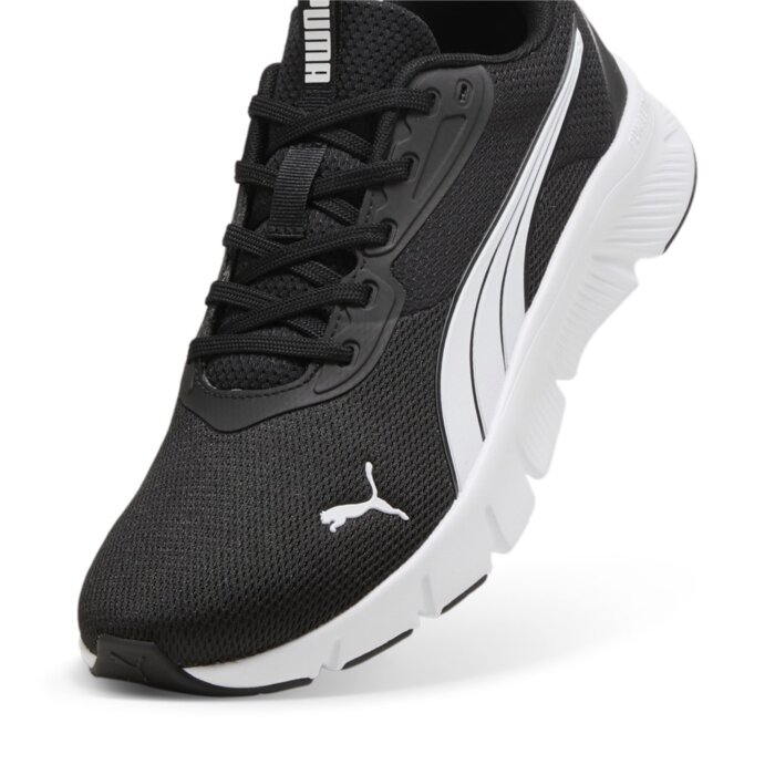 Obuv PUMA čierna FlexFocus Lite Modern 310093 01