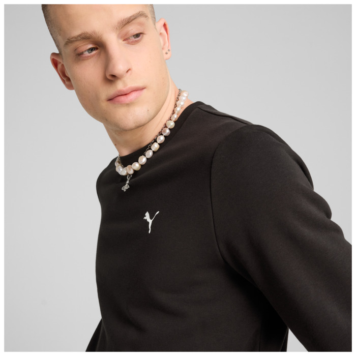 Mikina PUMA čierna ESS Crew TR 682568 01