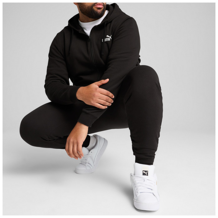 Tepláky PUMA čierne ESS Slim Sweatpants 682644 01
