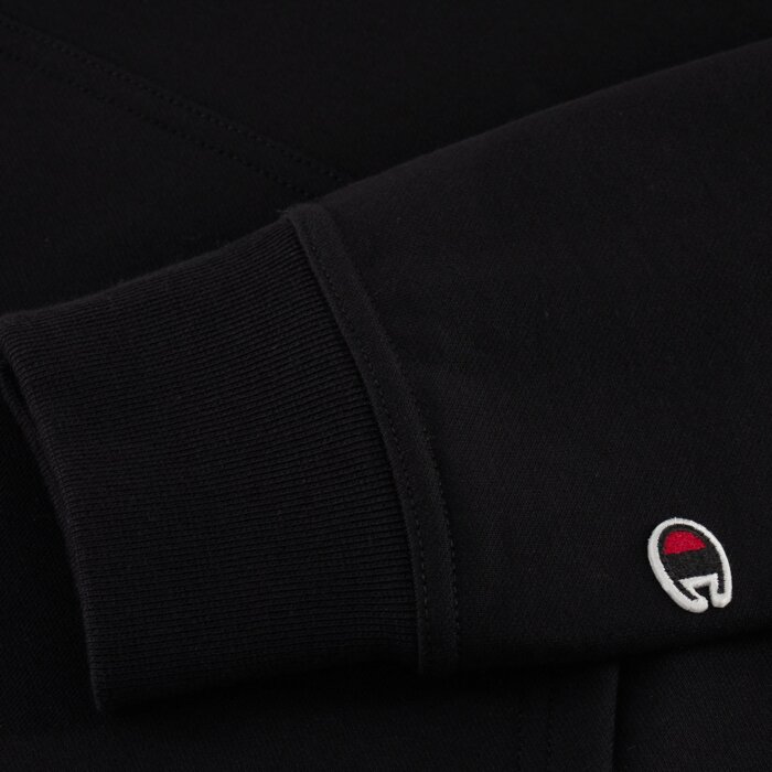 Mikina CHAMPION čierna Hooded Sweatshirt 220253 KK001 NBK