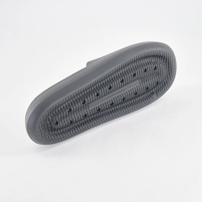 Šľapky CHAMPION čierne SOFT SLIPPER Slide S22471 KK001 NBK