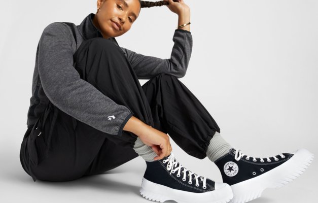 CONVERSE


Chuck Taylor All Star Lugged